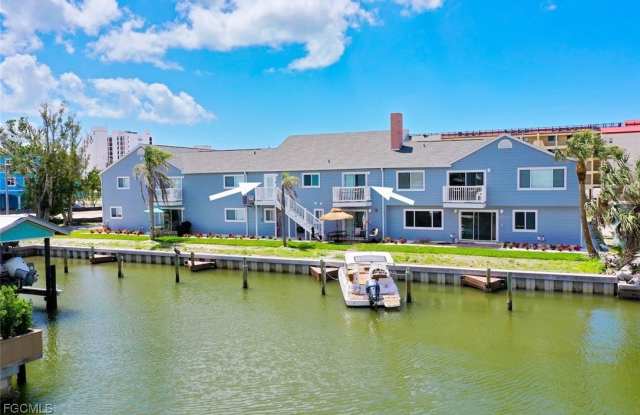6151 Estero Boulevard unit: 5 Gallery 2