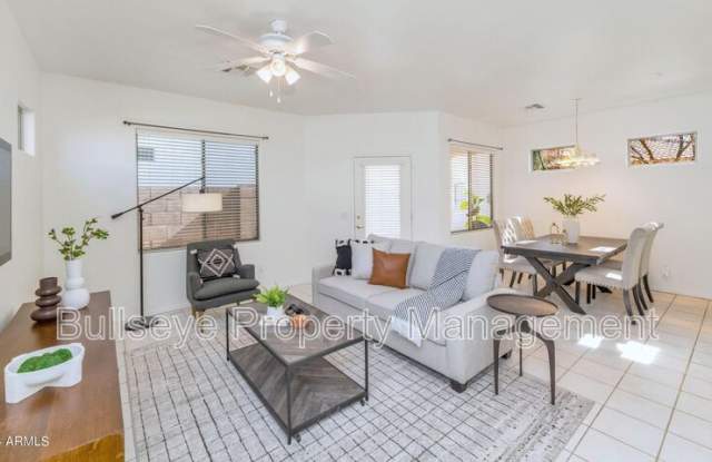 3541 W. Marconi Ave photos photos