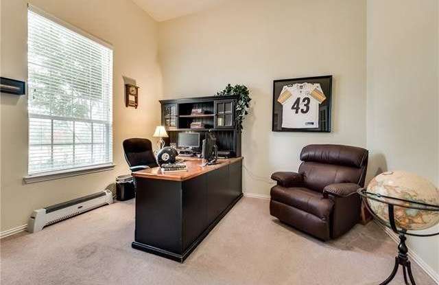 5012 Old Oak Drive Gallery 3