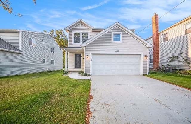 1002 Chittock Avenue photos photos