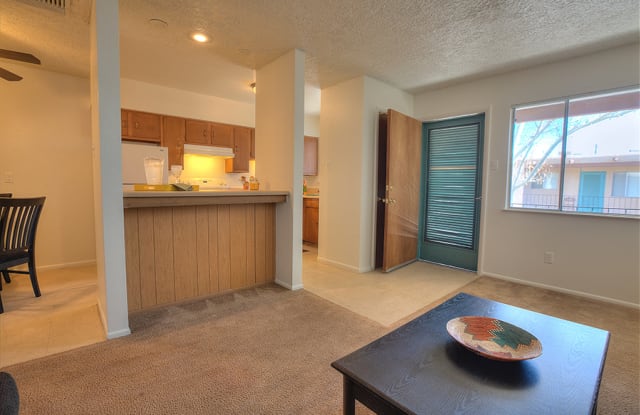 El Pueblo II Apartments Gallery 2