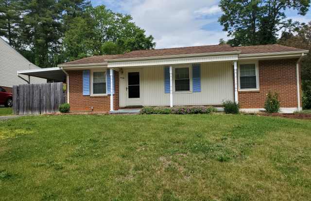 406 Missimer Lane - 406 Missimer Lane, Roanoke County, VA 24179