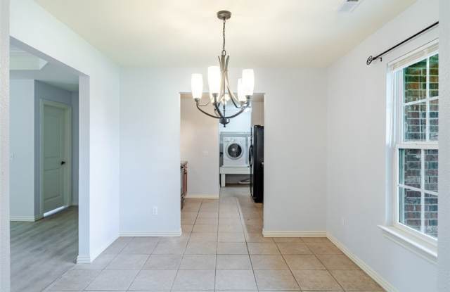3405 SW Picasso Boulevard Gallery 4