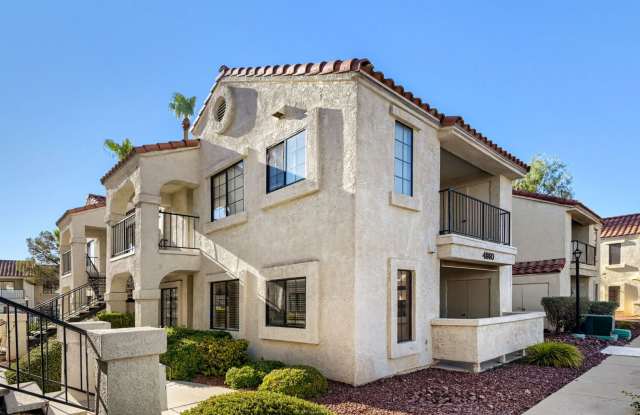 Beautiful 2 Primary Bedroom Downstairs Unit in Gated Community With Pool! photos photos Beautiful 2 Primary Bedroom Downstairs Unit in Gated Community With Pool! photos photos