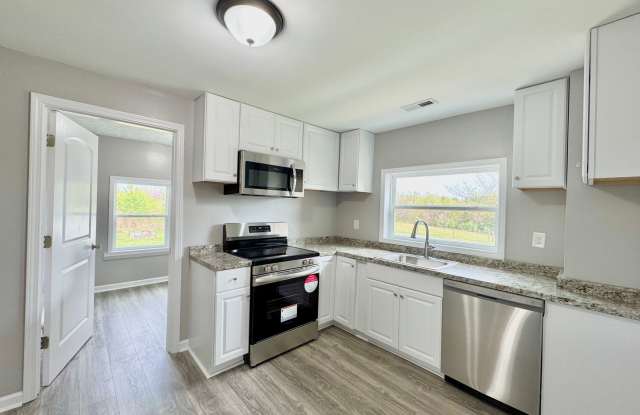 Home at Last! -2 Additional Bonus Rooms - 2288 Hungarytown Road, Nottoway County, VA 23824