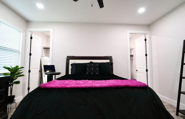 550 Battle Avenue Gallery 2