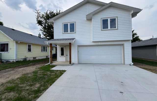 Available now! Brand New 3 Bedroom 2 Bath Home with Bonus Room on 9th Avenue! - 3234 9th Avenue, Council Bluffs, IA 51501