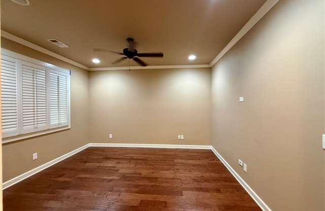 2590 E Carnation Court Gallery 3