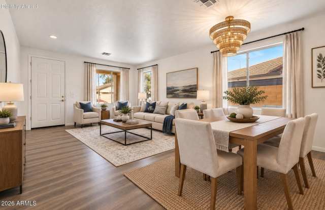 4255 E Cherry Hills Drive Gallery 3