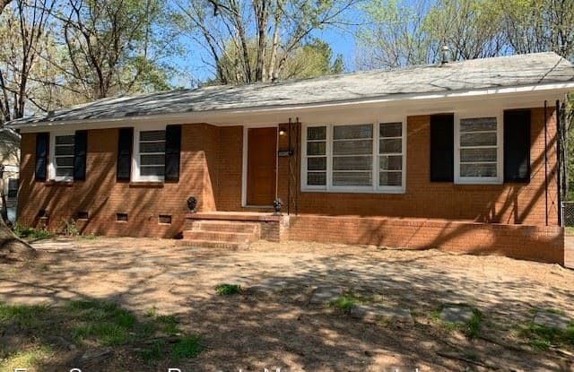 2806 Denview Lane - 2806 Denview Lane, Charlotte, NC 28208