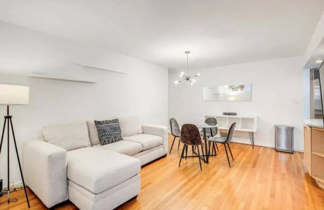 140 Seventh Avenue Gallery 4