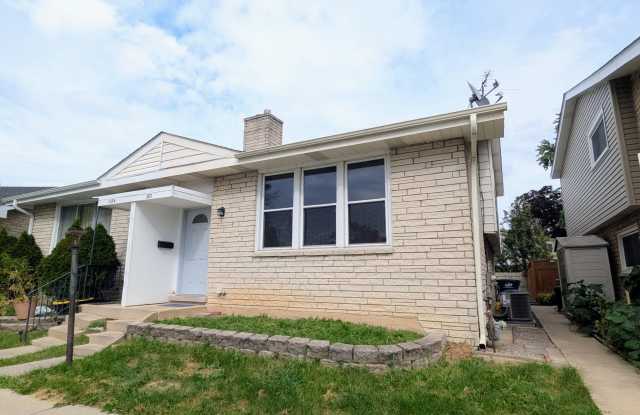 382 Dover Drive - 1 Gallery 1