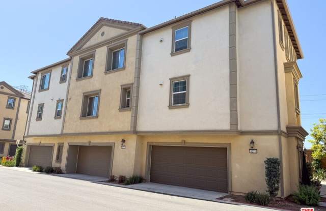 8271 Spirit St photos photos