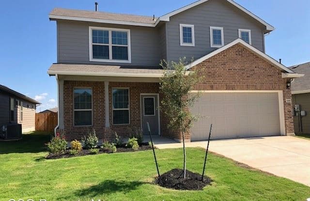 2449 McCrae - 2449 McCrae, New Braunfels, TX 78130