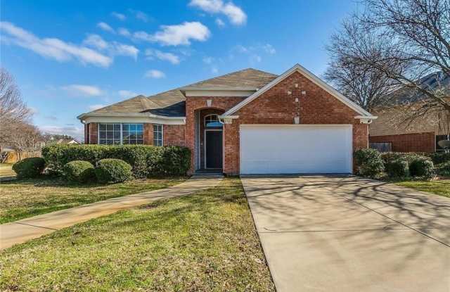2701 Briarcrest Drive - 2701 Briarcrest Drive, Burleson, TX 76028