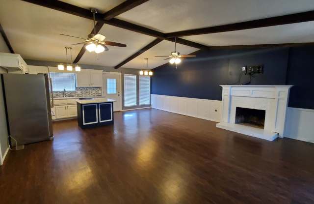 PRELEASING for Early Aug 2027! (3) Bed/(2) Bath - Over 1800 Sqft w/ Bonus Room and Bar! Gallery 3