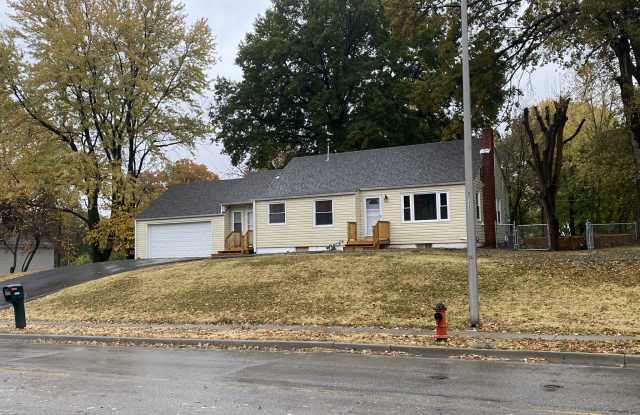 1325 Northeast Englewood Road photos photos