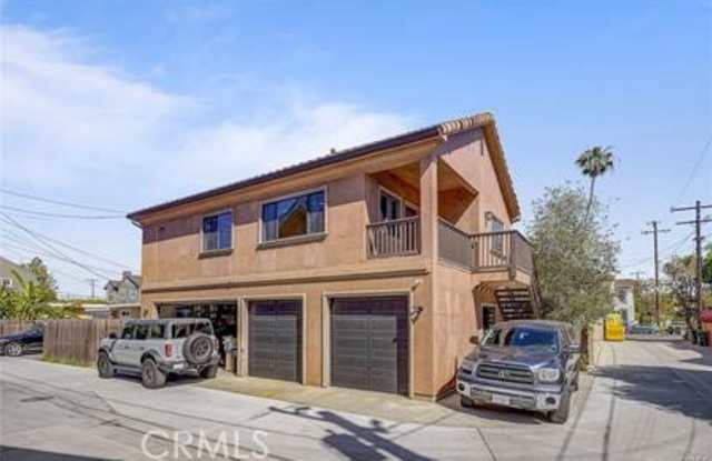 1581 Tustin Avenue - 1581 Tustin Avenue, Costa Mesa, CA 92627 1581 Tustin Avenue - 1581 Tustin Avenue, Costa Mesa, CA 92627
