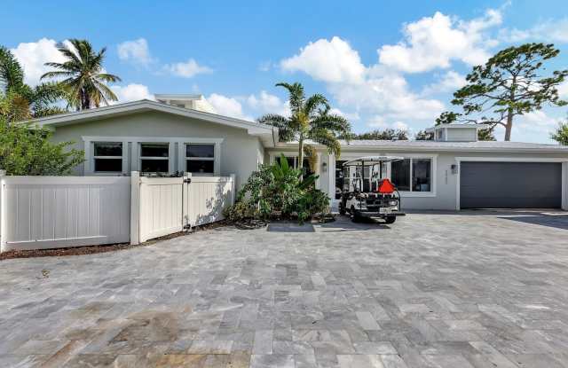 3902 SE Coquina Drive photos photos