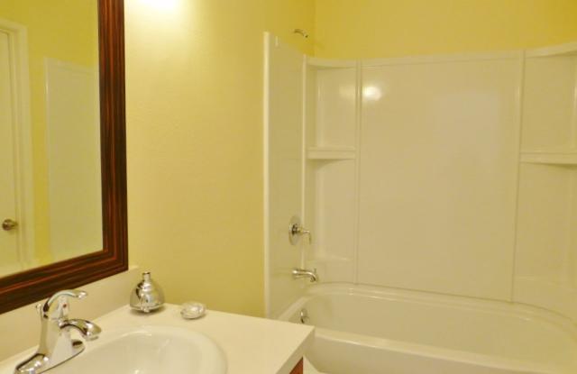 223 Pineview Gallery 3