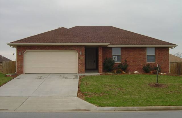 OZARK - 802 WATERFORD BLVD. - ONE SMALL PET NEGOTIABLE - CALL OFFICE FOR SHOWING APPOINTMENT photos photos OZARK - 802 WATERFORD BLVD. - ONE SMALL PET NEGOTIABLE - CALL OFFICE FOR SHOWING APPOINTMENT photos photos