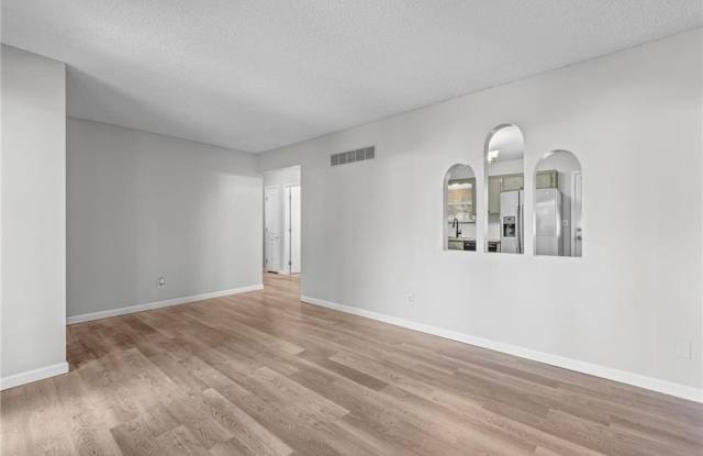 5711 NW Lilac Court NW Gallery 4