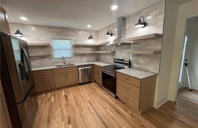 1511 Belmont Avenue SW Gallery 2