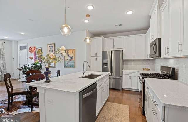 13342 ARROWBROOK CENTRE Drive unit: 108 - 13342 Arrowbrook Centre Drive, McNair, VA 20171