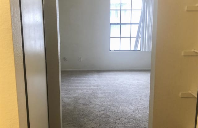 10307 Azuaga Street Unit 26 - 10307 Azuaga Street, San Diego, CA 92129