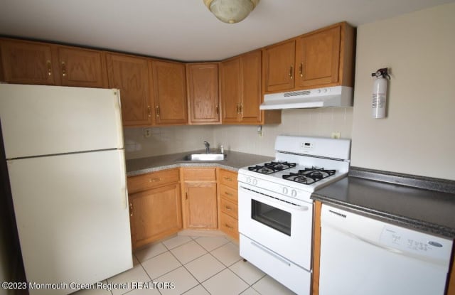 228 Church Street - 228 Church Street, South Amboy, NJ 08879
