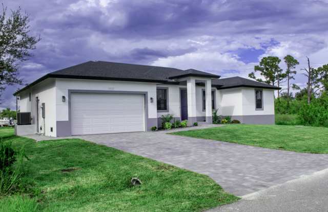 15633 Lakeland Circle Gallery 2