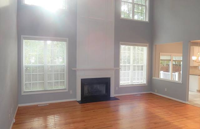 2413 Colony Woods Drive Gallery 4