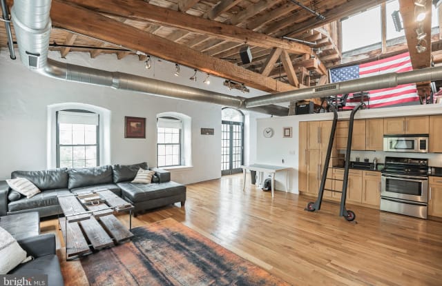 374 SHURS LN - 374 Shurs Lane, Philadelphia, PA 19128