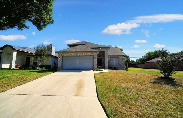 Stunning Churchill Estates Home Now Available - Realtor Commission: $650 Gallery 3