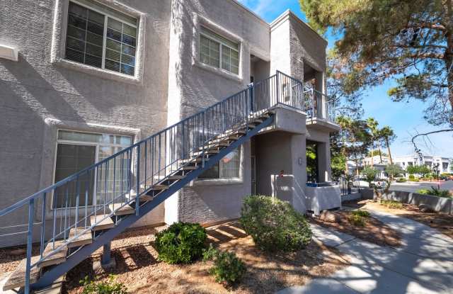 2 bedroom remodeled condo in the Henderson area towards green valley photos photos