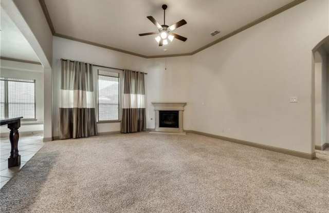 679 Cedar Elm Trail Gallery 4
