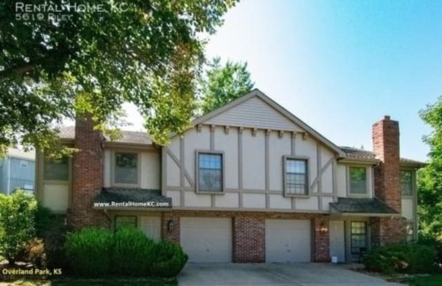 5619 Riley - 5619 Riley Street, Overland Park, KS 66202