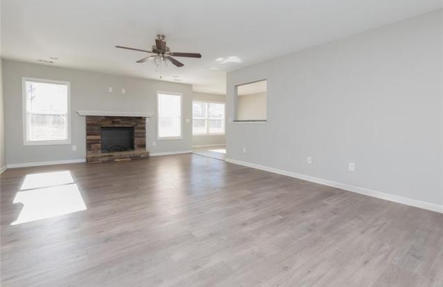 82 Gray Field Court Gallery 2