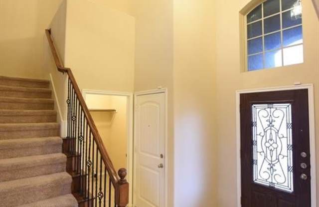 313 Whitman Drive Gallery 3