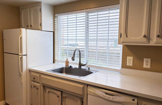 3154 Country Club Drive - 1 Gallery 3