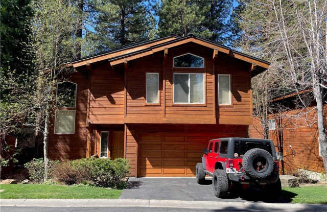 198 Country Club Drive Gallery 1