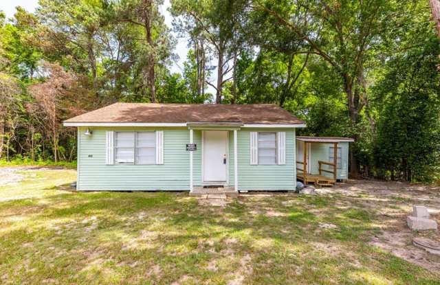 412 MLK Drive - 412 Martin Luther King Drive, Woodville, TX 75979