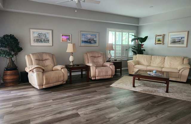 6326 Grand Oak Circle Gallery 2