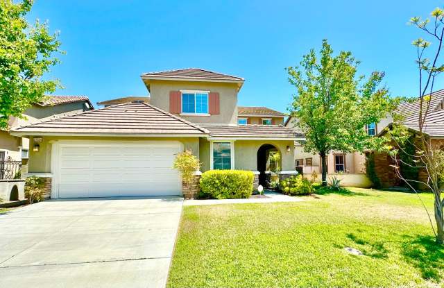 Wonderful Executive Style Two-Story Home in Beautiful Murrieta Oaks Community! photos photos