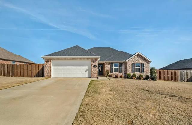 Available June 1st! 3-Bedroom, 2-Bathroom Farmington Home photos photos