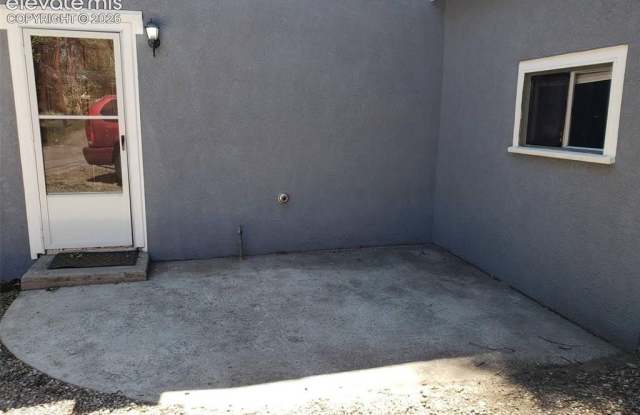 1011 N Corona Street Gallery 2