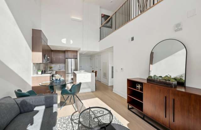 14 LINCOLN PL Gallery 1