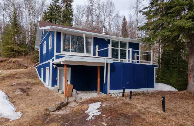 **Charming 2-Bedroom Duplex Unit in Fairbanks** photos photos