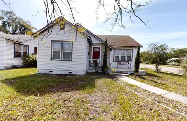 838 28TH STREET N - 838 28th Street North, St. Petersburg, FL 33713