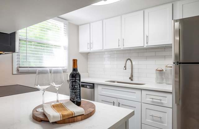 The Artisan Luxury Apartment Gallery 2